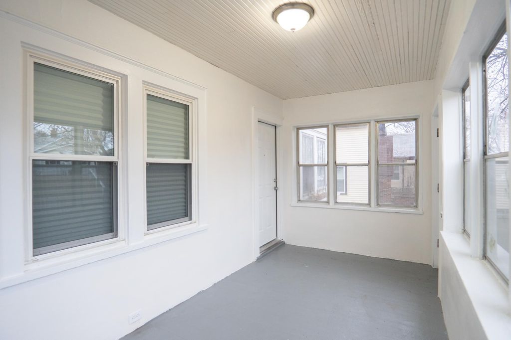 Photo of 3547 Girard Avenue N, Minneapolis, MN 55412 (MLS # 7011667)