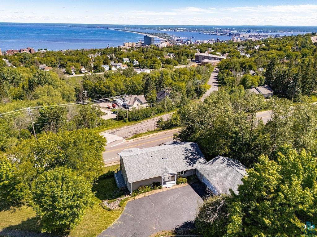 Photo of 1002 Martha Street, Duluth, MN 55805 (MLS # 7097759)
