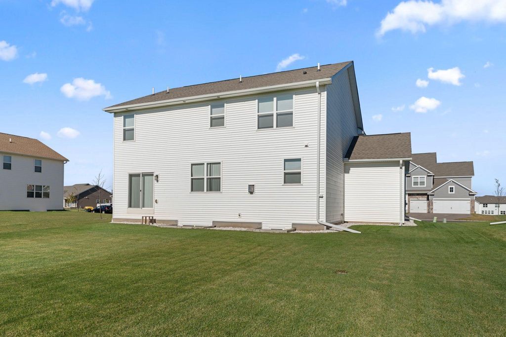 Photo of 8345 Shire Trail, Woodbury, MN 55129 (MLS # 7012349)