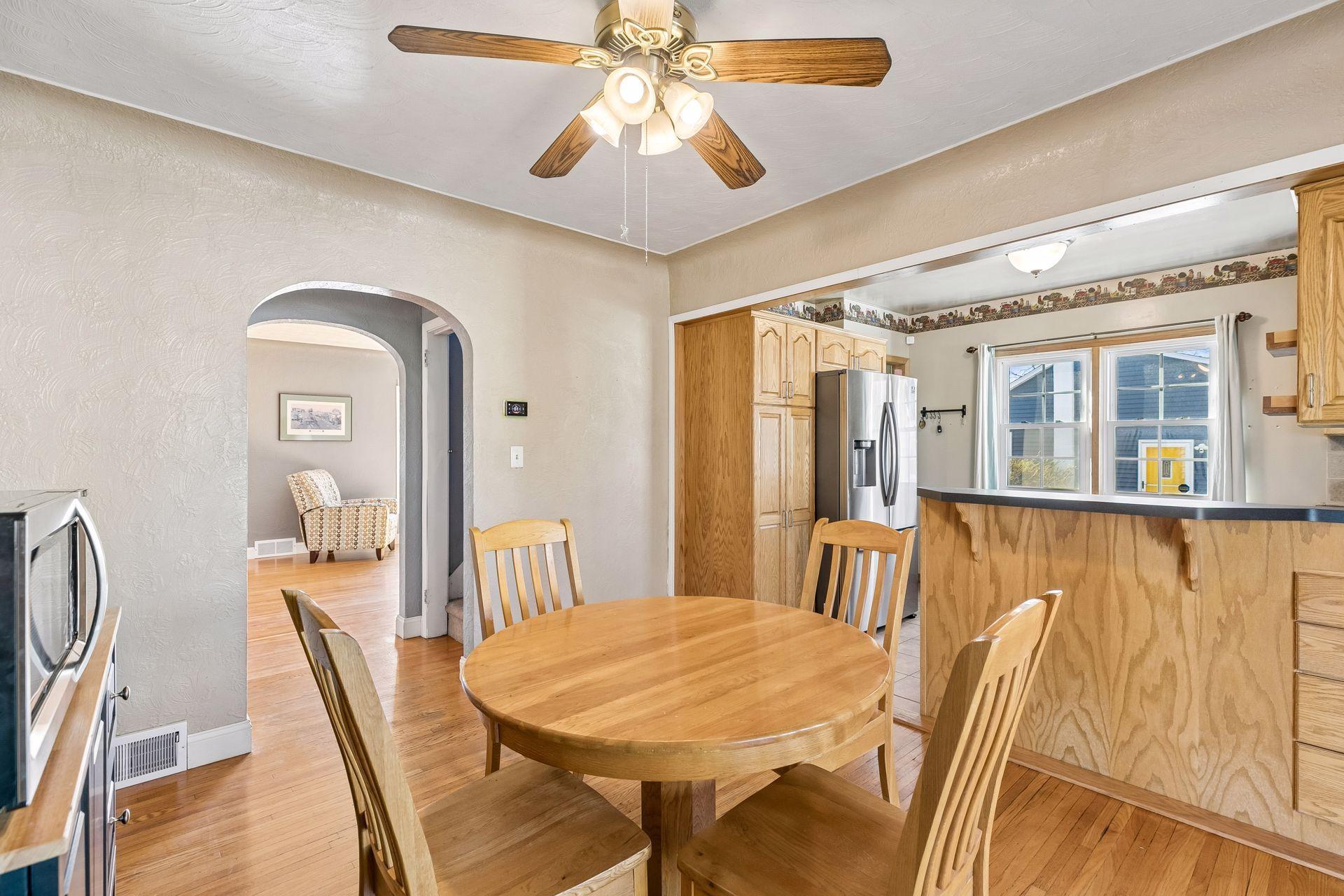 199 Ferndale Street N