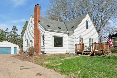 Photo of 199 Ferndale Street N, Maplewood, MN 55119 (MLS # 7058168)