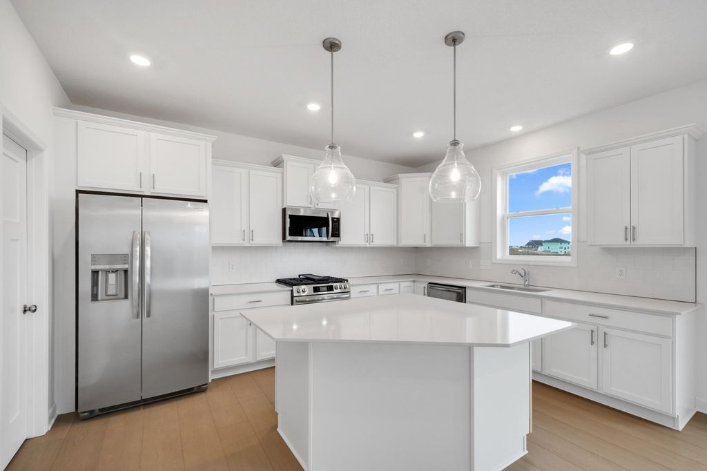 Photo of 7512 Lotus Lane, Lino Lakes, MN 55038 (MLS # 7029650)