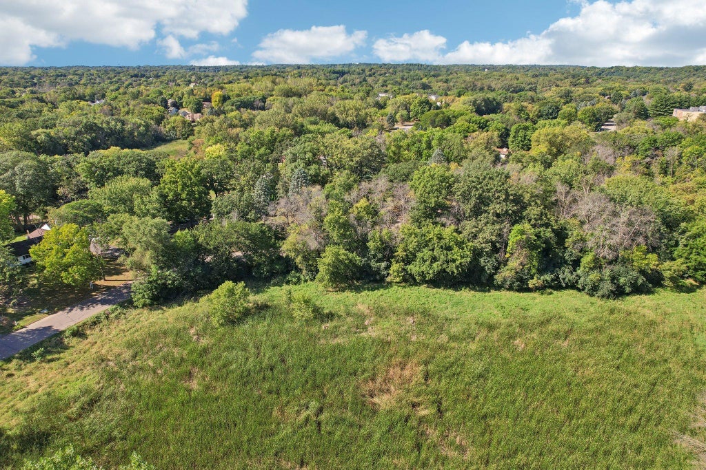 Photo of 17908 Covington Road, Minnetonka, MN 55345 (MLS # 7141843)