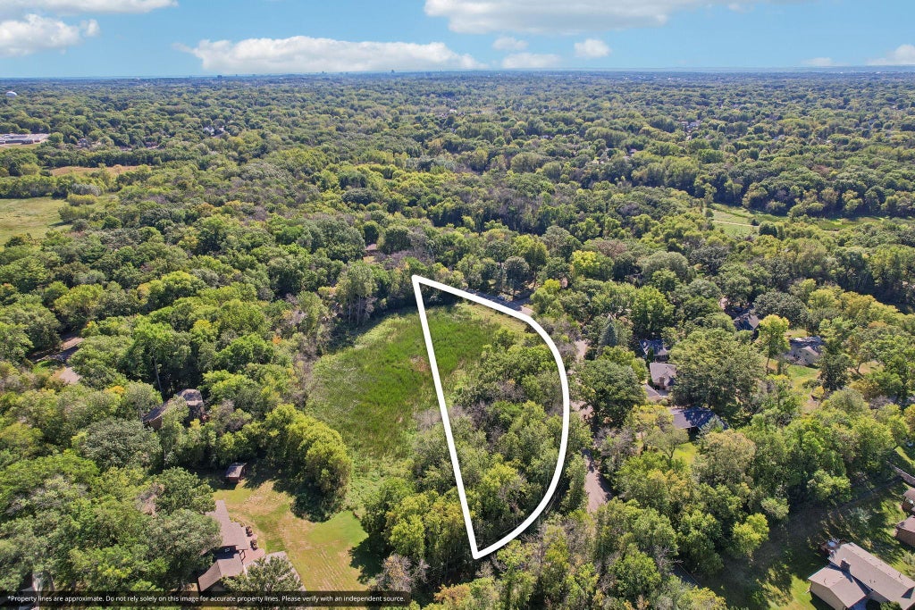 Photo of 17908 Covington Road, Minnetonka, MN 55345 (MLS # 7141843)