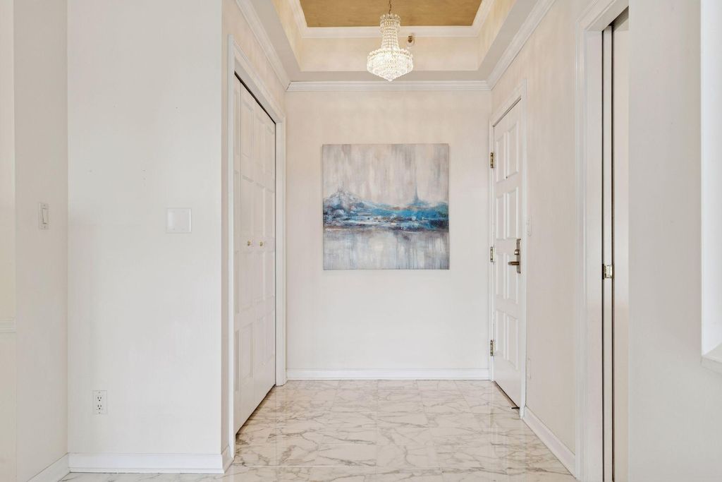 Photo of 1201 Yale Place #1608, Minneapolis, MN 55403 (MLS # 7022341)