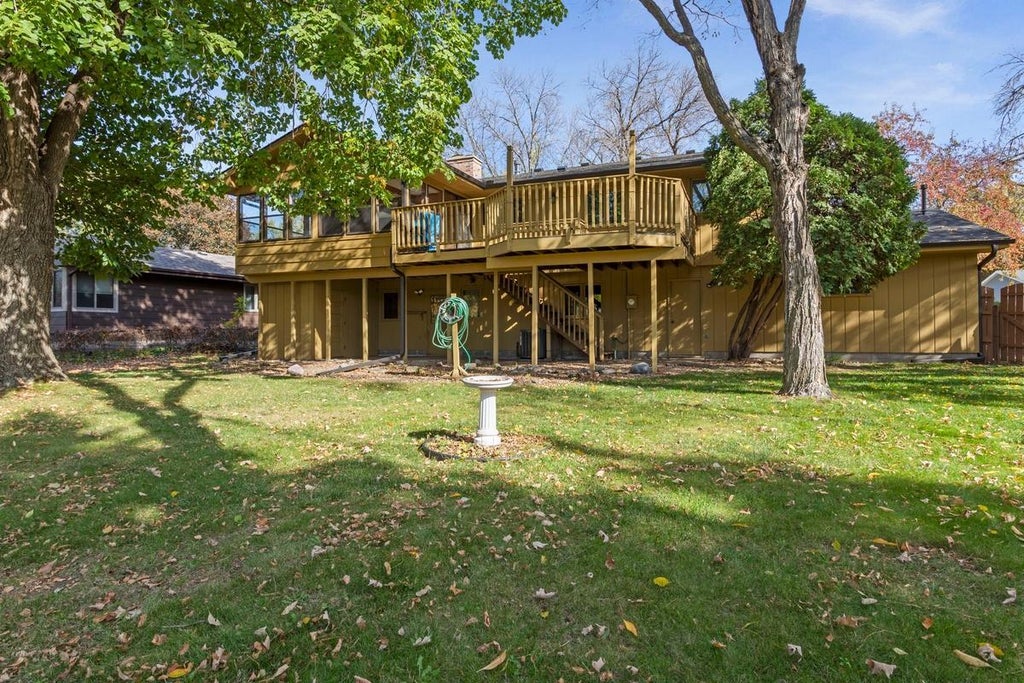Photo of 4649 Hillsboro Avenue N, New Hope, MN 55428 (MLS # 7162406)
