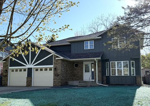 Photo of 1409 Washington Street, Northfield, MN 55057 (MLS # 7069342)