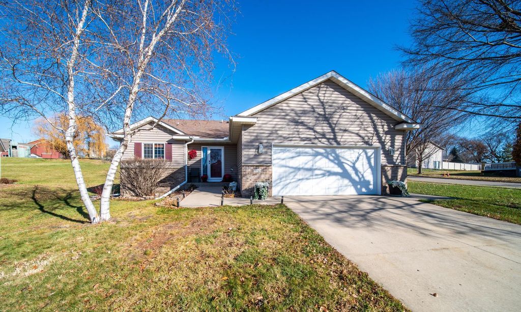 Photo of 5047 Florence Drive NW, Rochester, MN 55901 (MLS # 6819802)