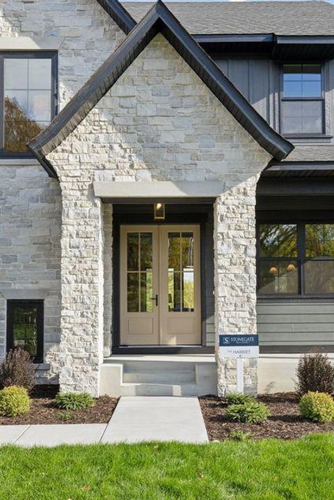 9511 Eagle Ridge Road Chanhassen MN 55317