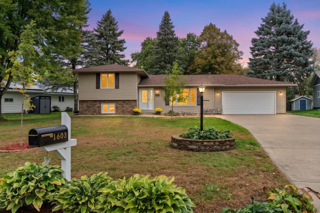 Photo of 1603 Monroe Court, Northfield, MN 55057 (MLS # 7146413)