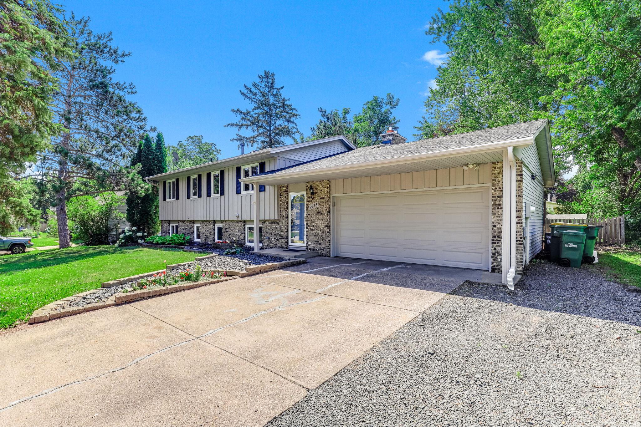 2633 Skyview Court