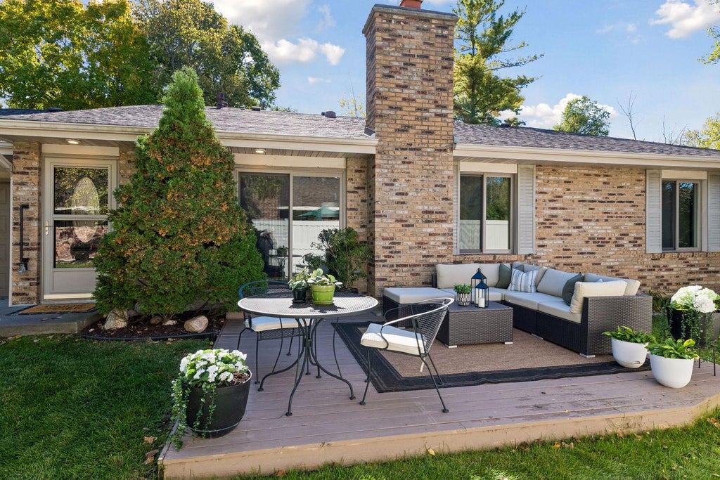 Photo of 4546 Aspenwood Trail, Minnetonka, MN 55345 (MLS # 7155147)