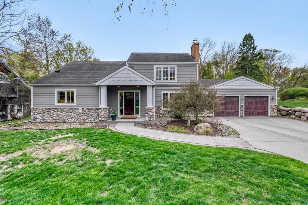 Photo of 65 Interlachen Lane, Excelsior, MN 55331 (MLS # 7062691)