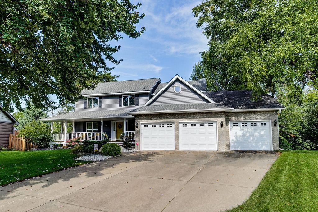 Photo of 1295 Velvetleaf Lane, Lino Lakes, MN 55038 (MLS # 7013037)