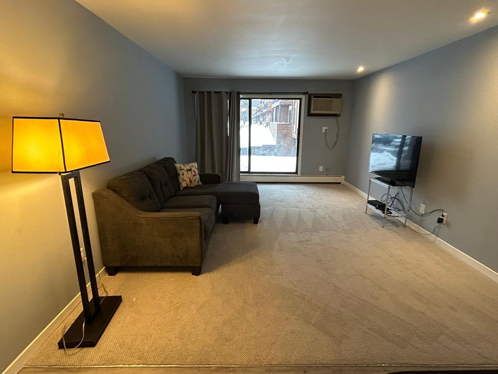 Photo of 7300 York Avenue S #1083, Edina, MN 55435 (MLS # 7006170)