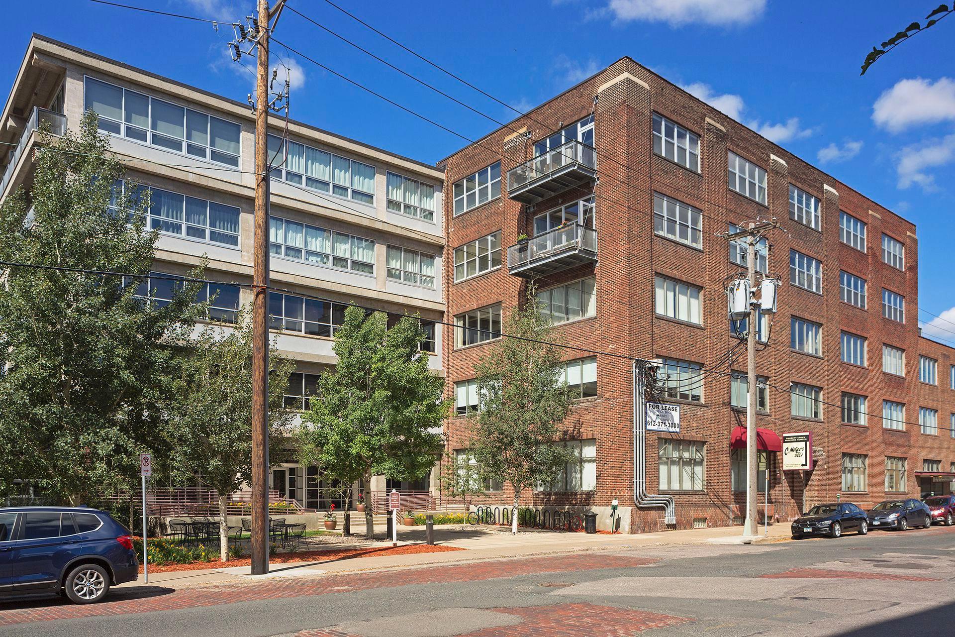 901 N 3rd 414