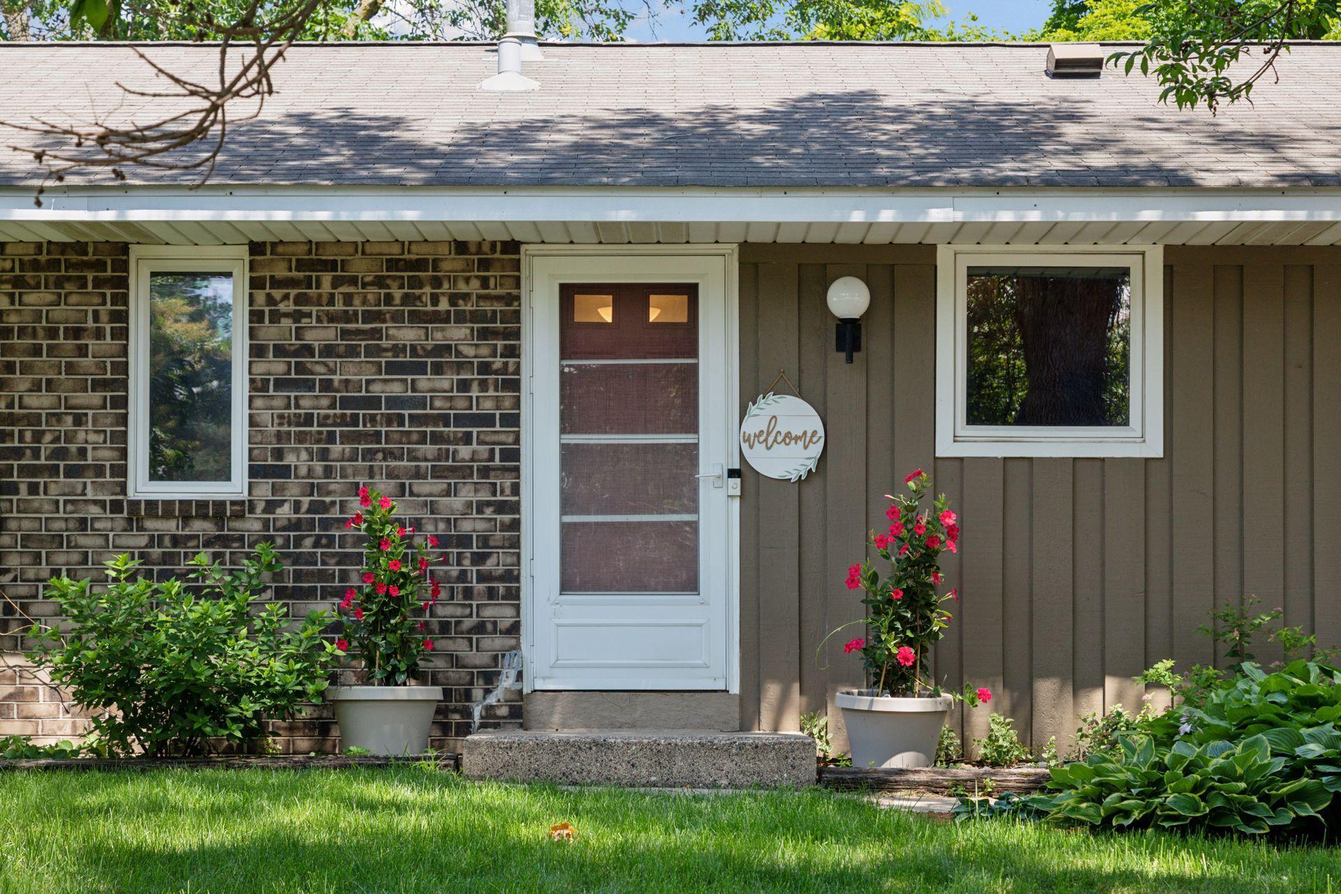 1794 Karis Way