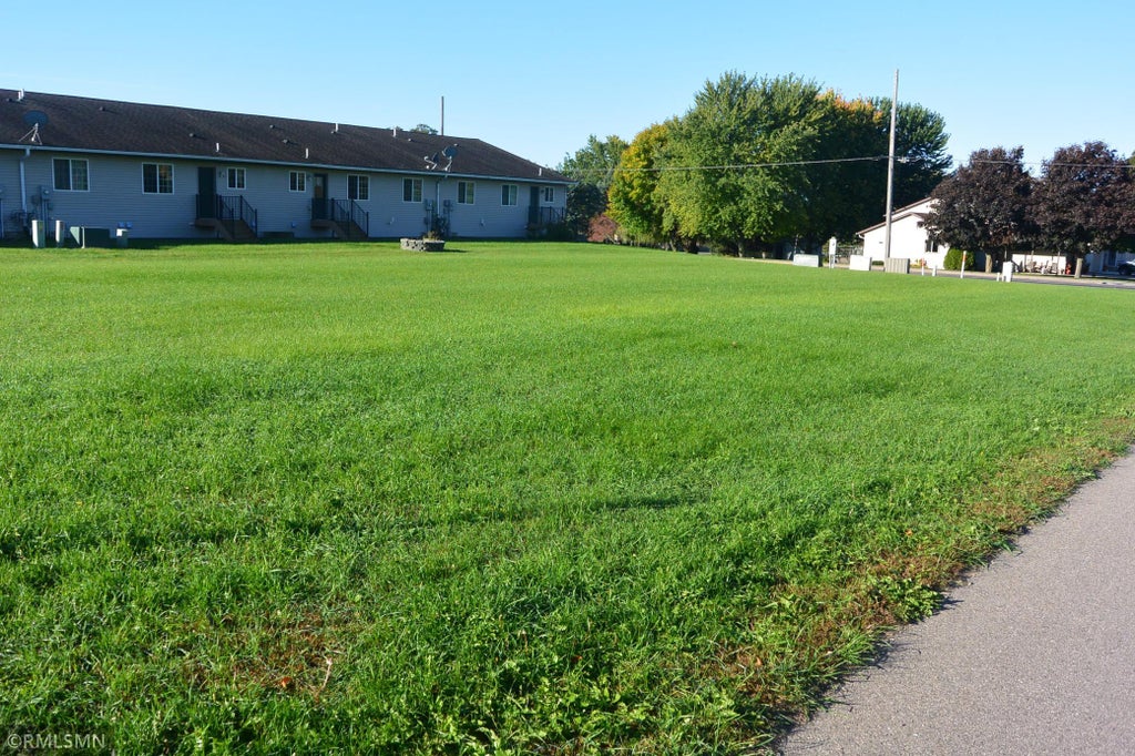 Photo of 804 First Street E, Glencoe, MN 55336 (MLS # 7155667)