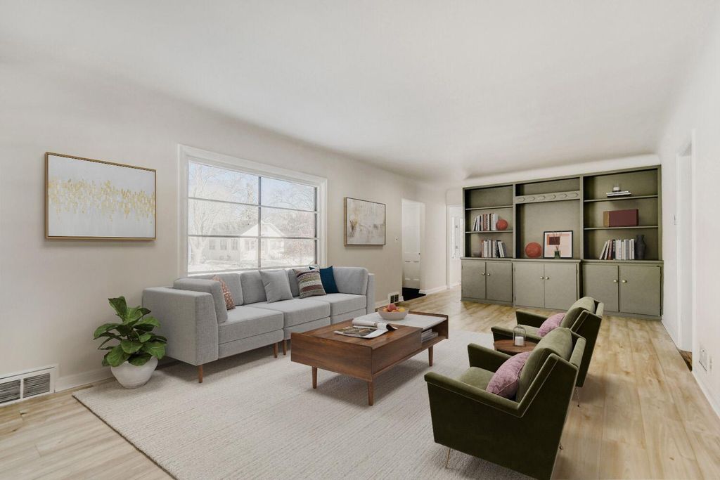 Photo of 124 King Street E, Saint Paul, MN 55107 (MLS # 7014989)