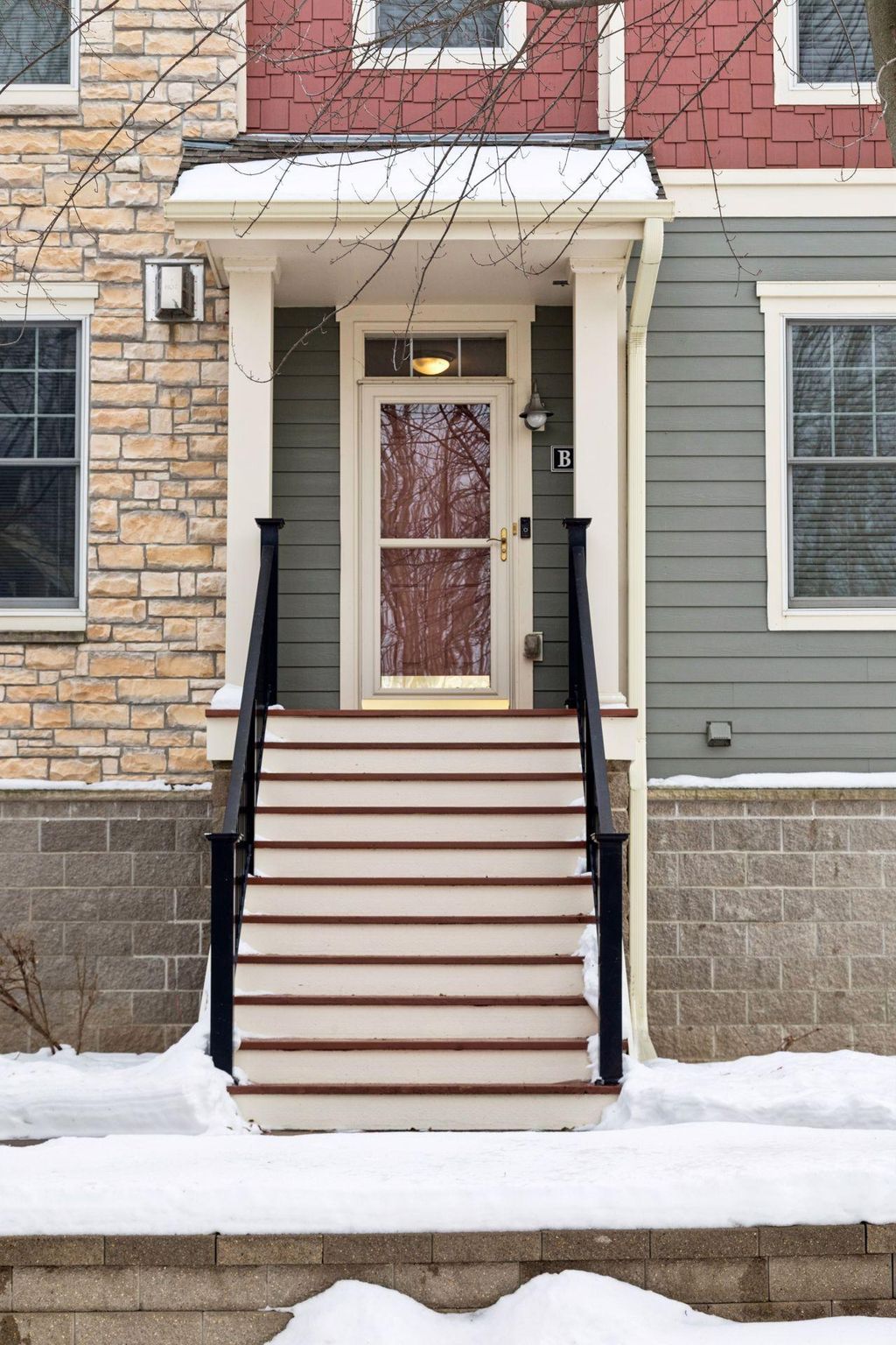 Photo of 10756 Falling Water Lane #B, Woodbury, MN 55129 (MLS # 7000907)