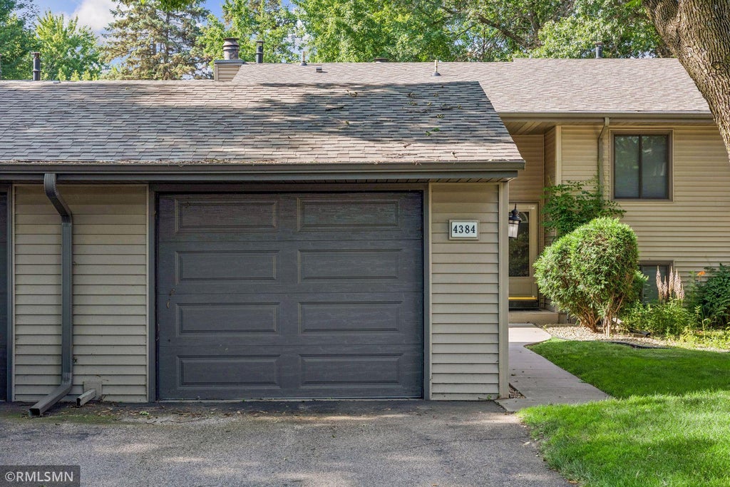 Photo of 4384 Arden View Court, Arden Hills, MN 55112 (MLS # 7114428)