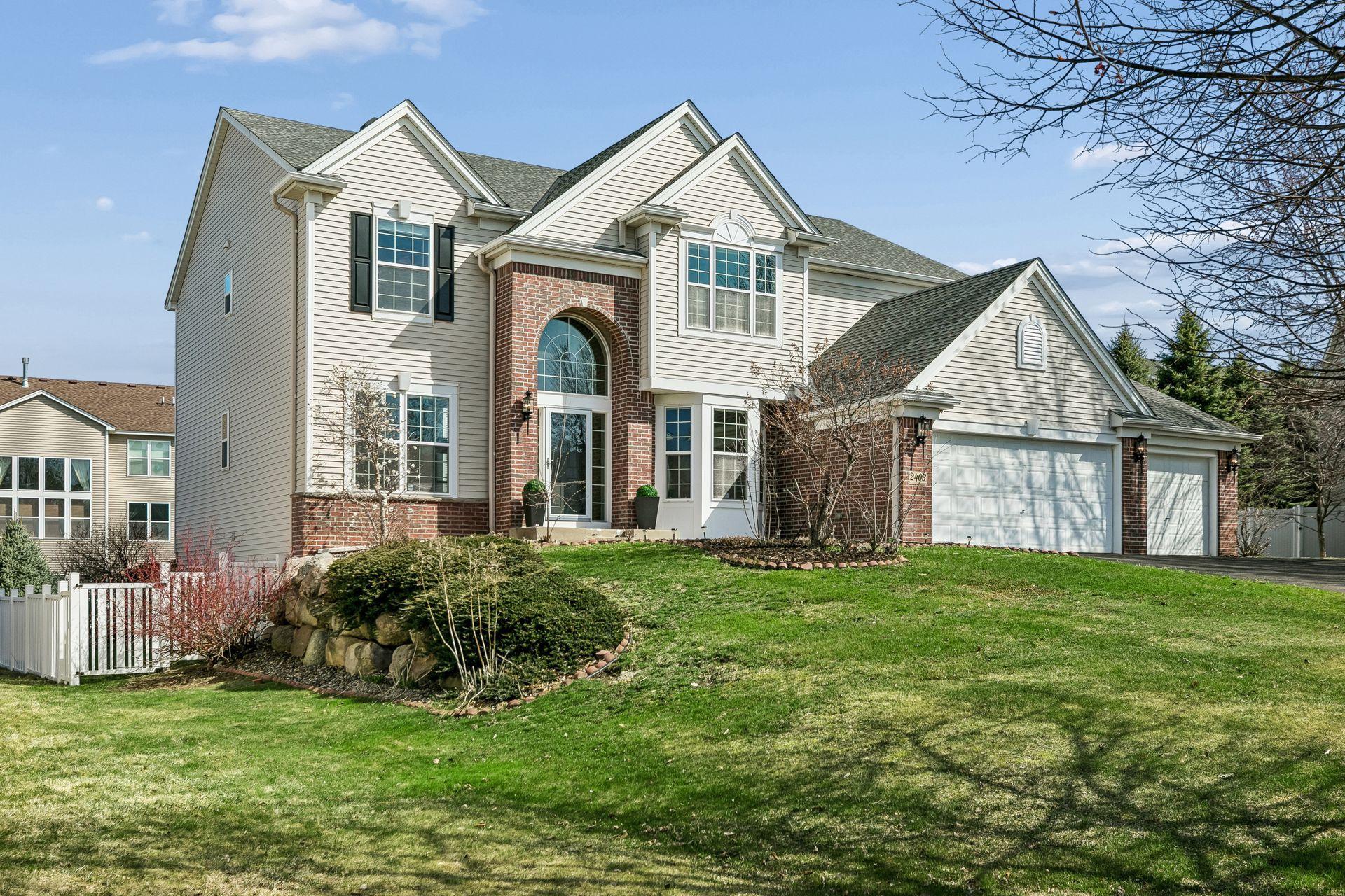 2403 Grey Eagle Bay