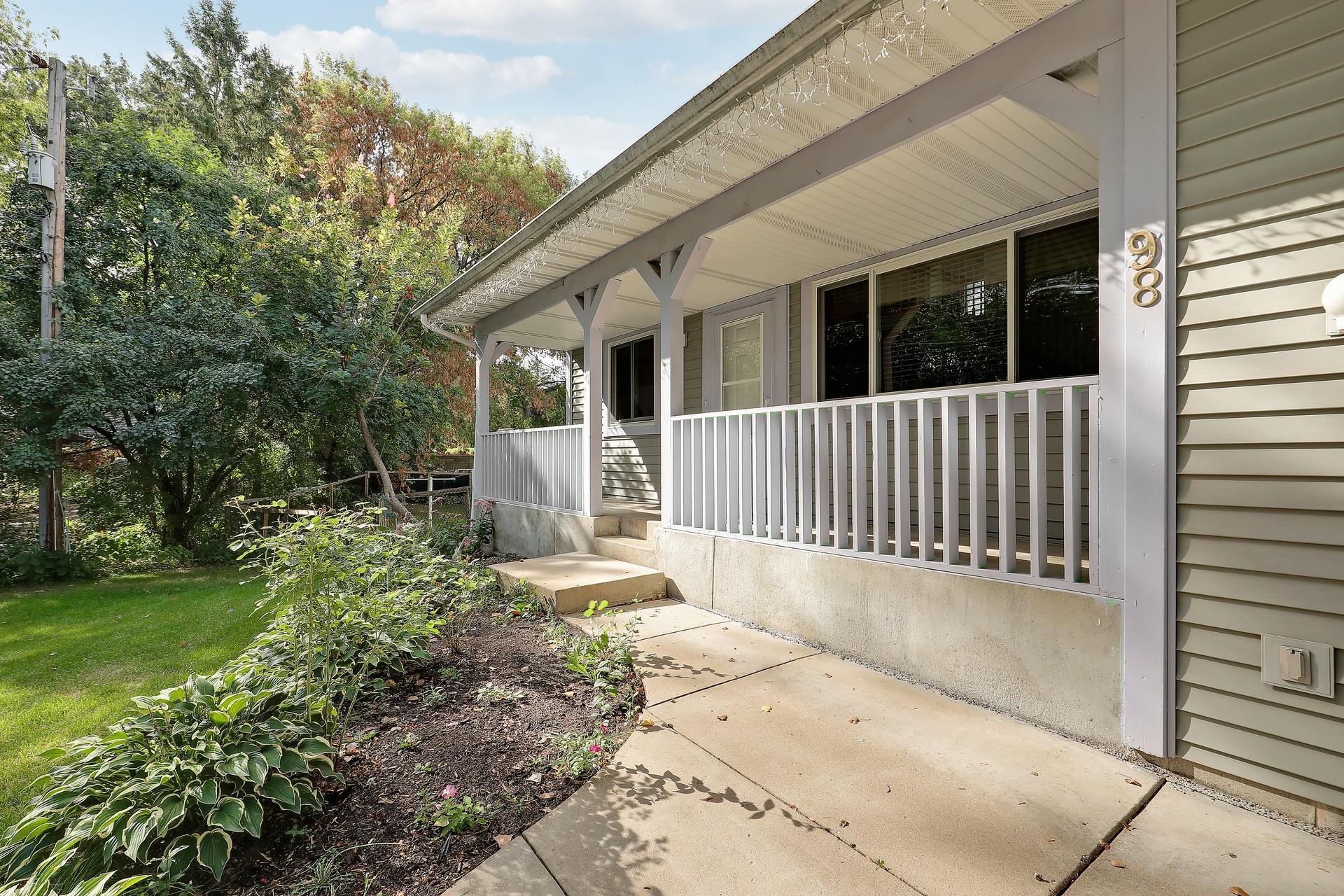 98 Australian Avenue