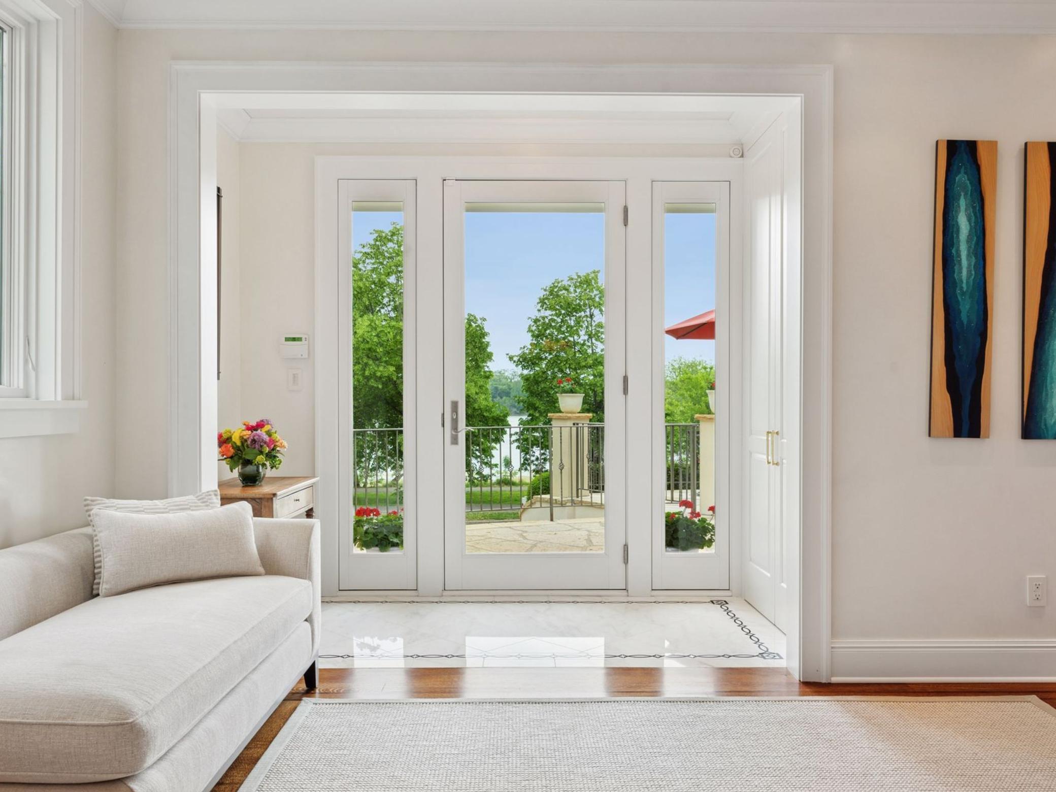 2683 E Lake Of The Isles Parkway