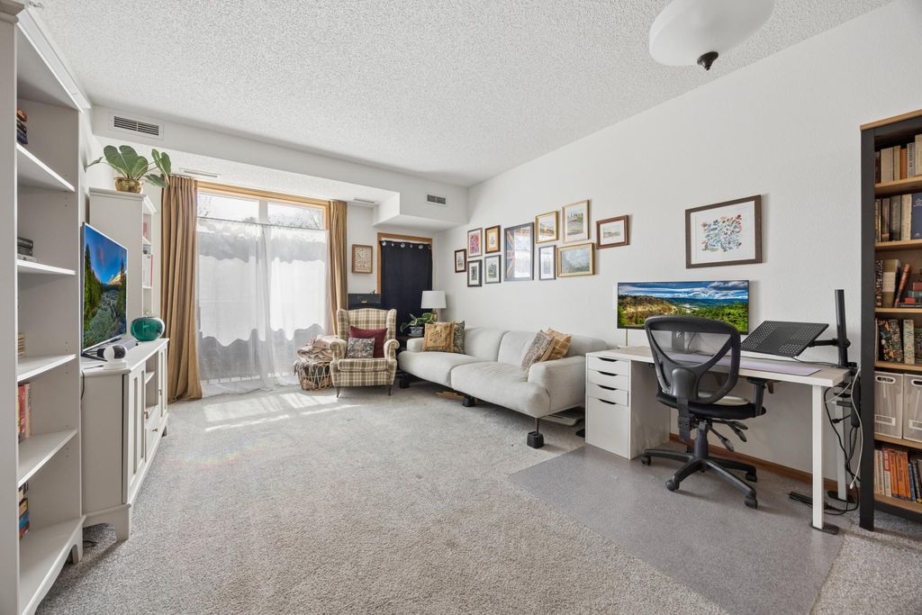 Photo of 1776 Maryland Avenue E #104, Saint Paul, MN 55106 (MLS # 7032390)