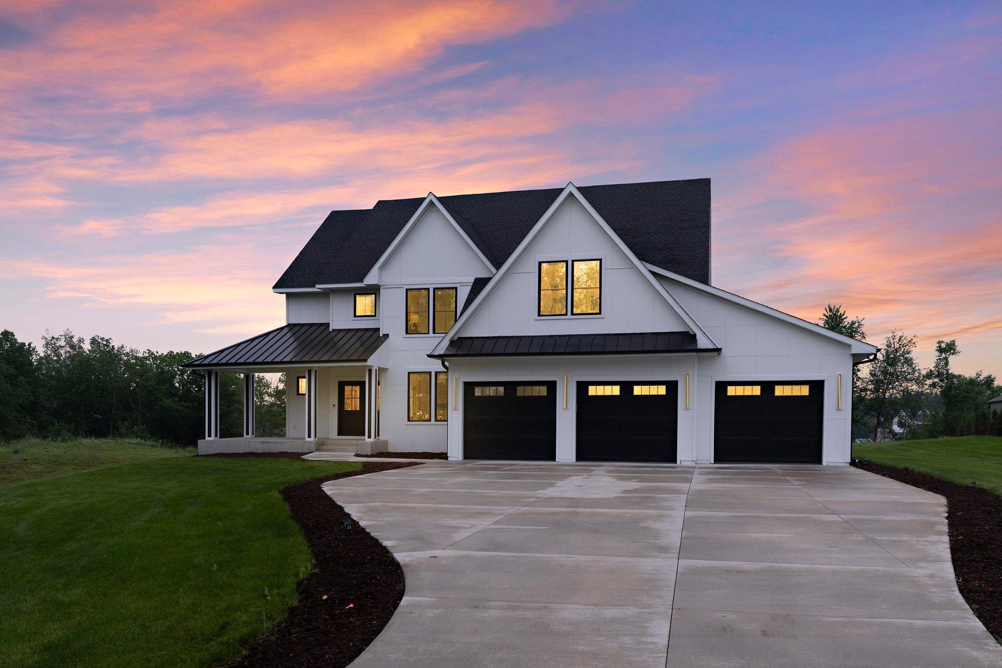 9743 Frontier Lane
