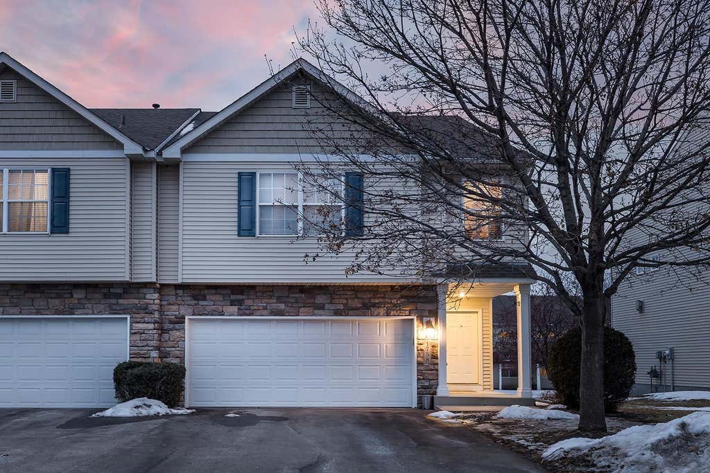 Photo of 1758 Philipp Drive, Shakopee, MN 55379 (MLS # 7012937)