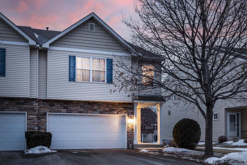 Photo of 1758 Philipp Drive, Shakopee, MN 55379 (MLS # 7012937)