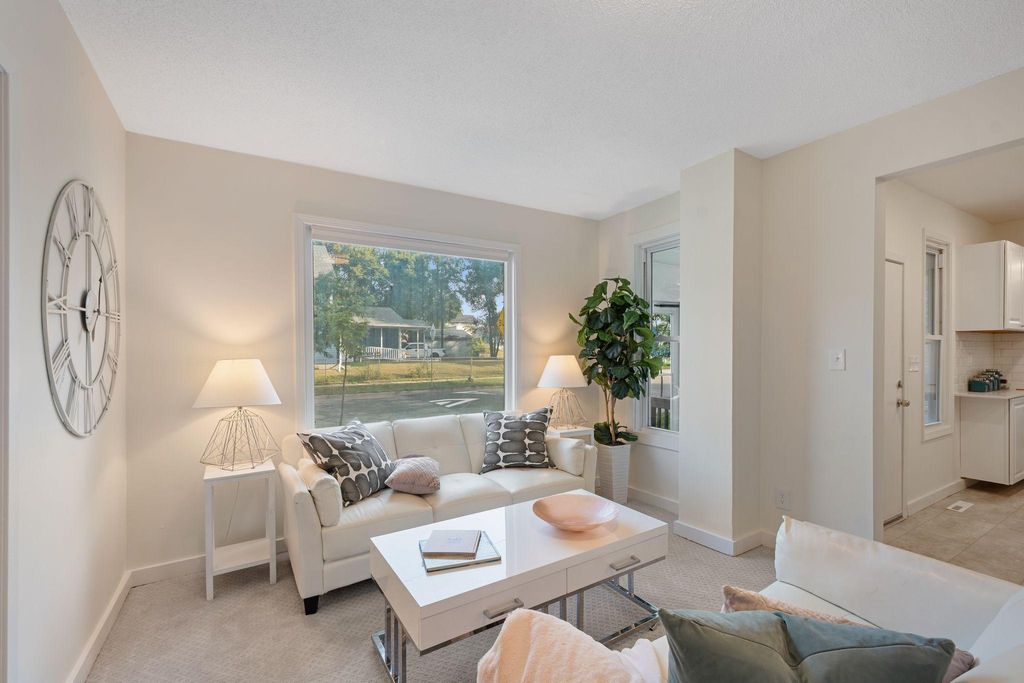 Photo of 3901 Clinton Avenue, Minneapolis, MN 55409 (MLS # 7001087)