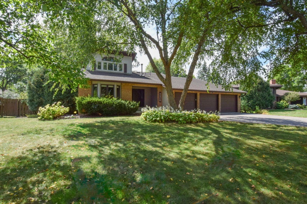 Photo of 4428 Pleasant Drive, Arden Hills, MN 55112 (MLS # 7122372)