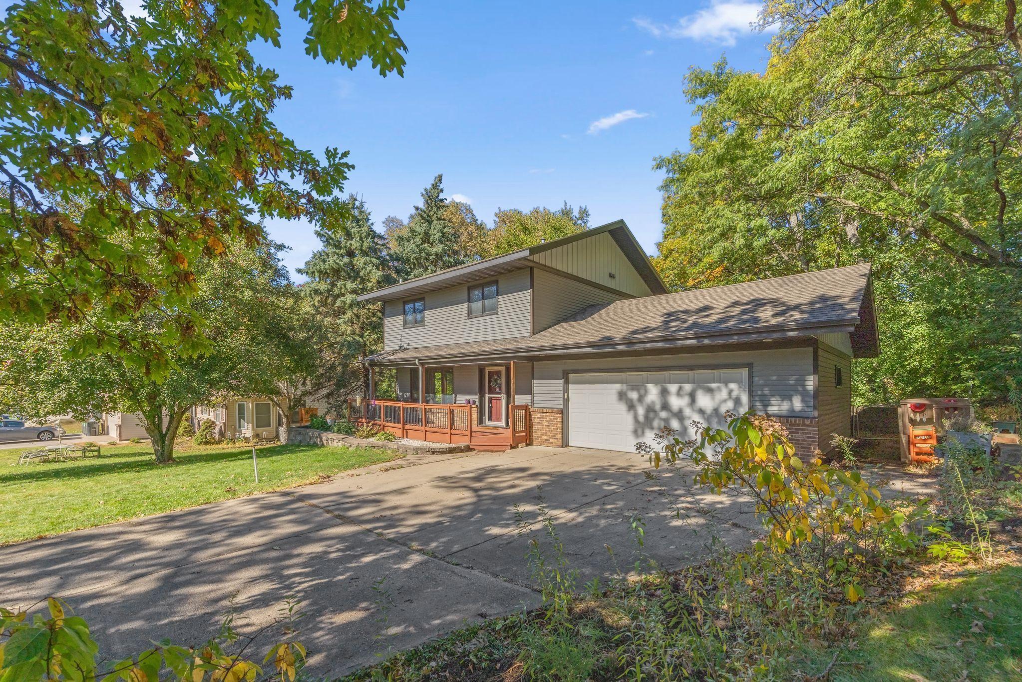 2107 Kings Road