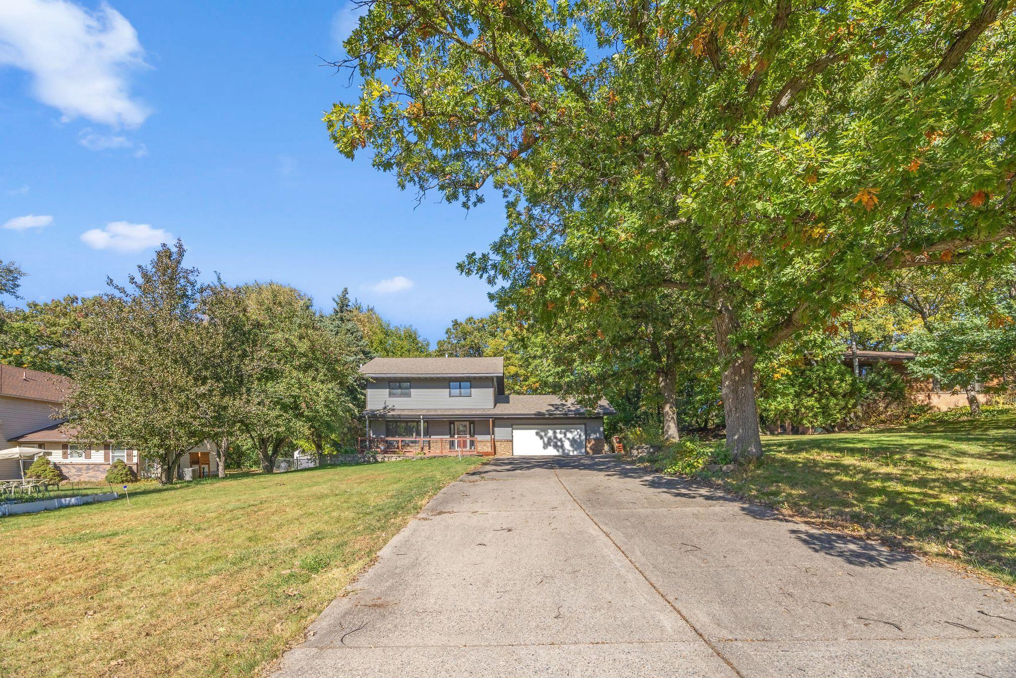 2107 Kings Road