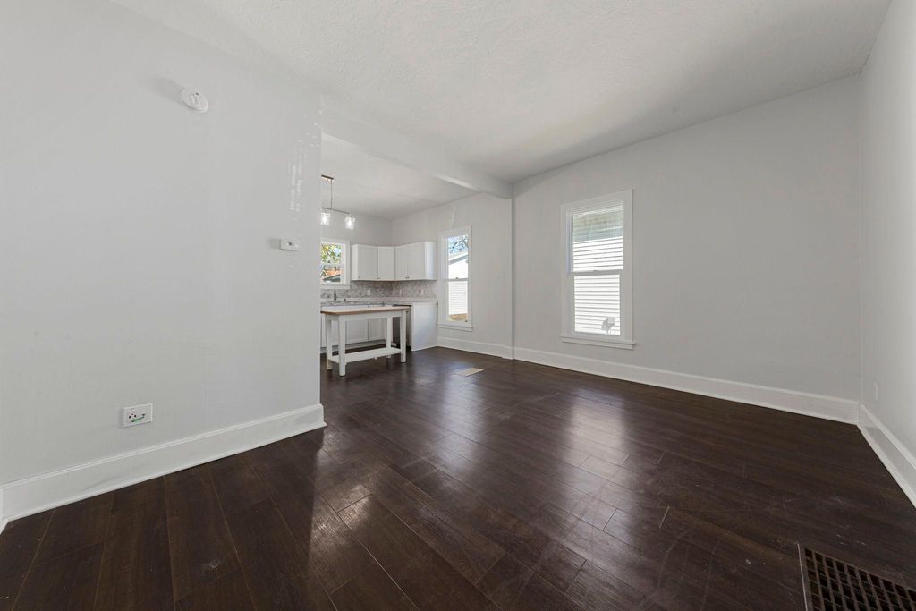 Photo of 108 Florence Street, Mankato, MN 56001 (MLS # 7054447)