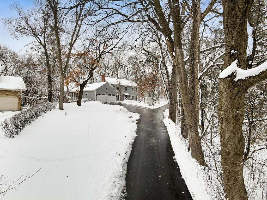 Photo of 14811 Minnehaha Place, Wayzata, MN 55391 (MLS # 7026857)