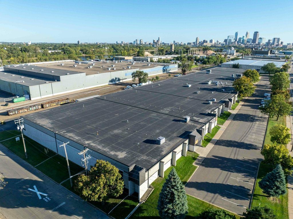 Photo of 2930 N 2nd Street, Minneapolis, MN 55411 (MLS # 7077168)