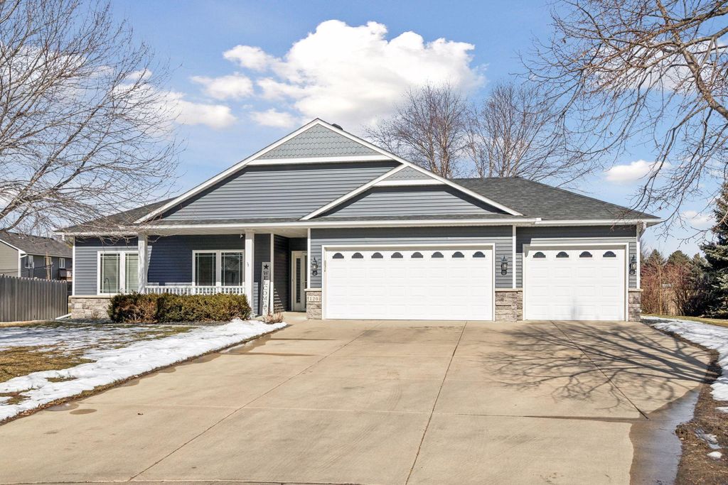 Photo of 120 Longspur Court, Hastings, MN 55033 (MLS # 7029379)