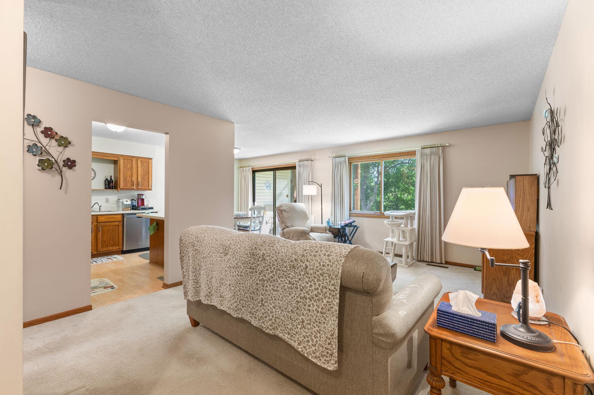 975 Heritage Court E 206