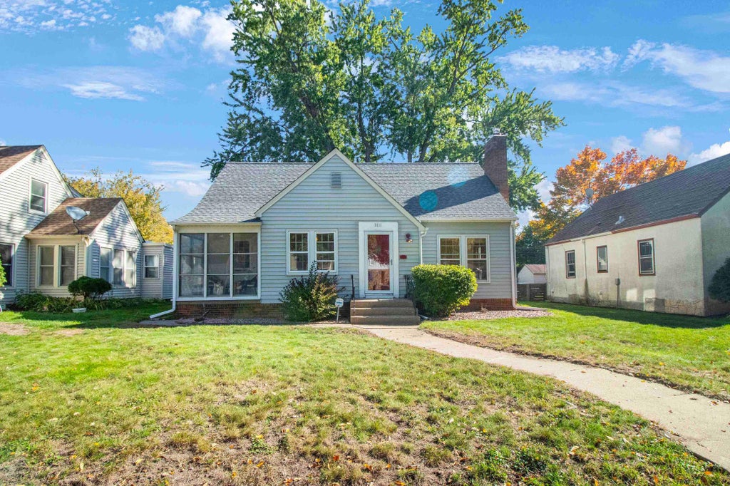 Photo of 3111 Cleveland Street NE, Minneapolis, MN 55418 (MLS # 7157734)