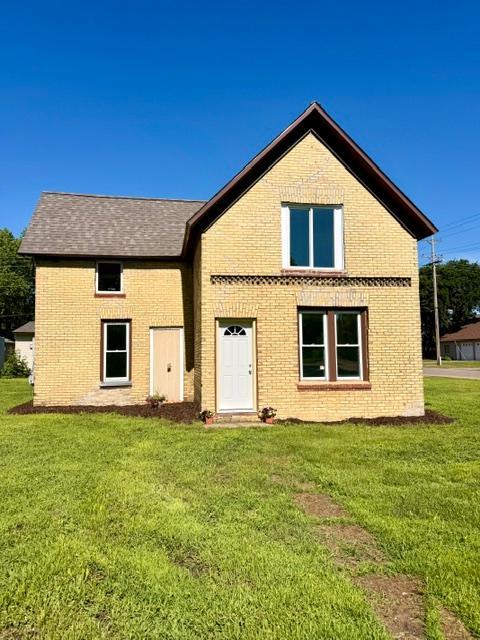 715 5th Street NE - Photo 2