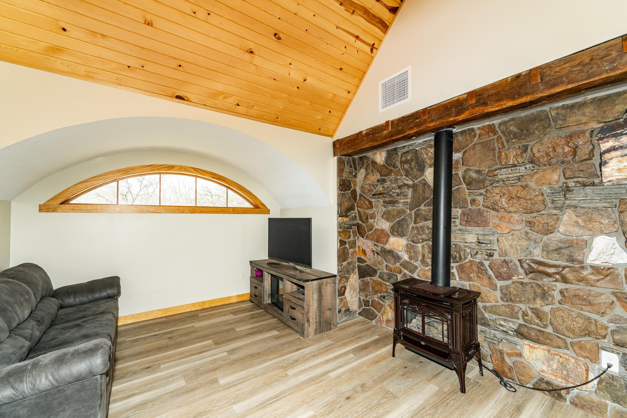 Oronoco, Minnesota, 55960, United States, 4 Bedrooms Bedrooms, ,4 BathroomsBathrooms,Residential,Active,2039043