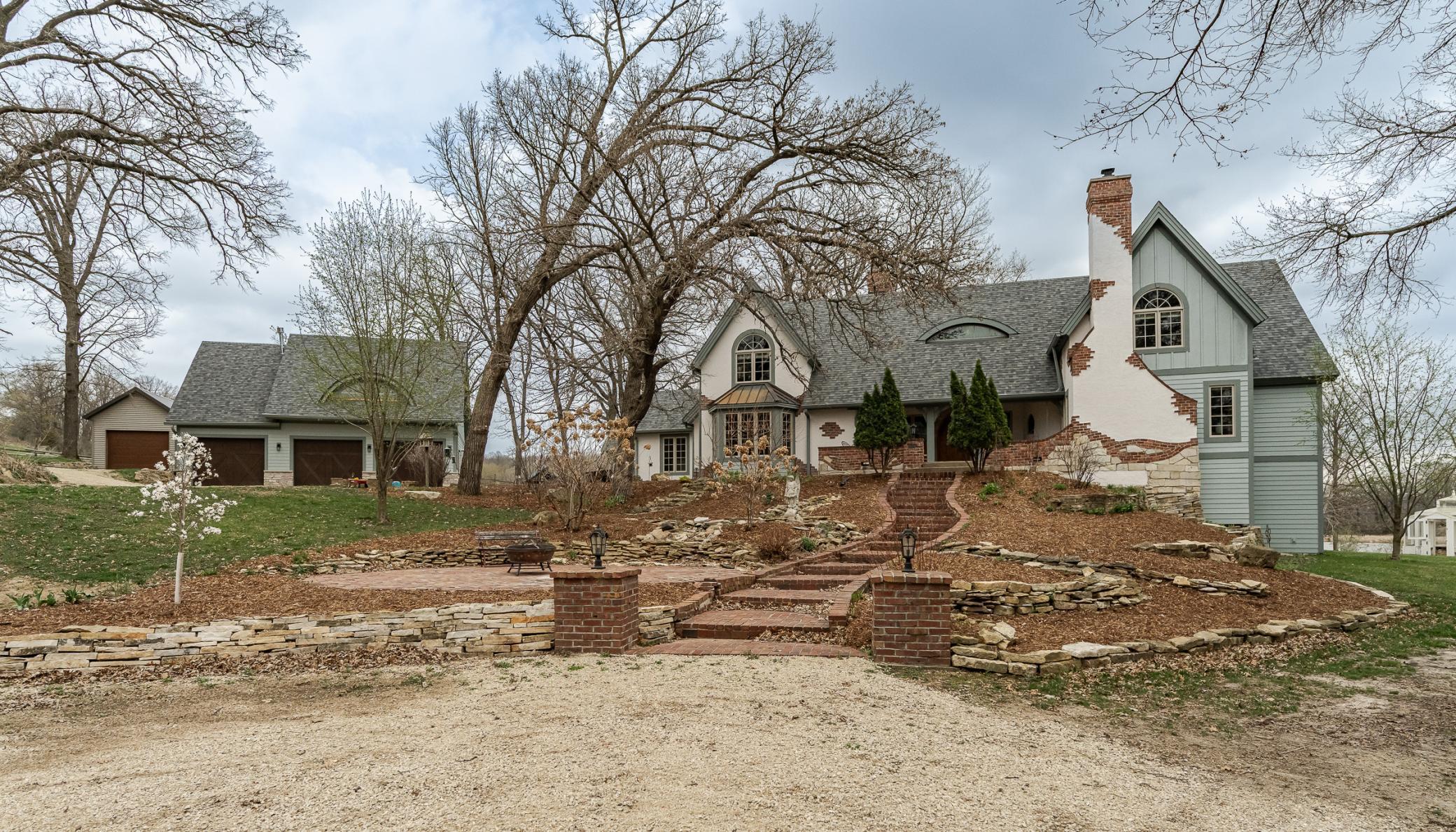 Oronoco, Minnesota, 55960, United States, 4 Bedrooms Bedrooms, ,4 BathroomsBathrooms,Residential,Active,2039043