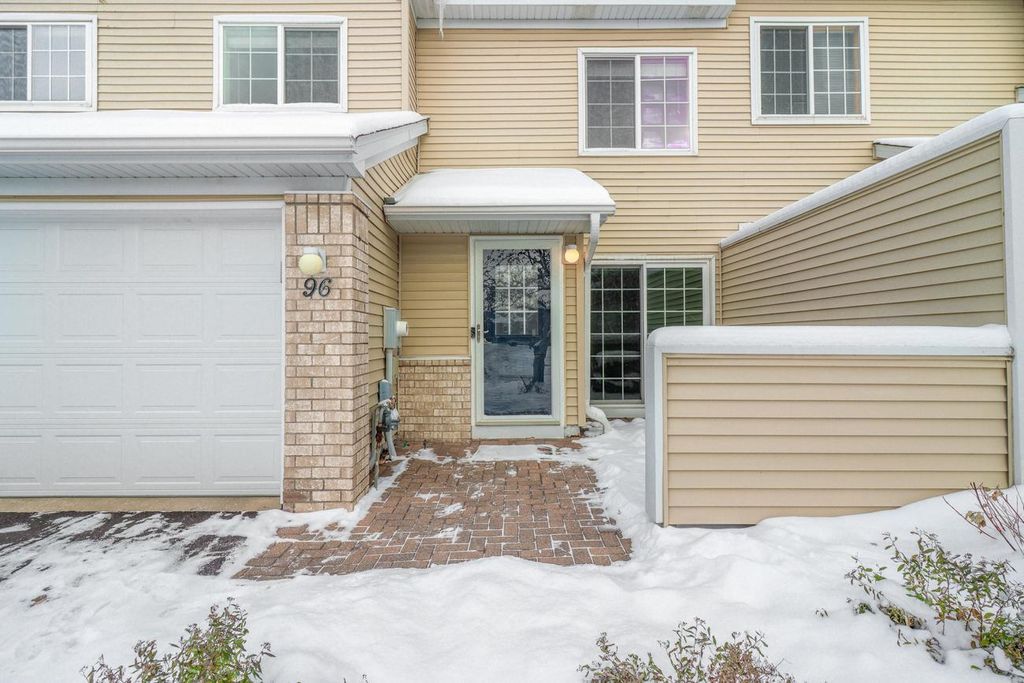 Photo of 2230 Ranchview Lane N #96, Plymouth, MN 55447 (MLS # 6822016)