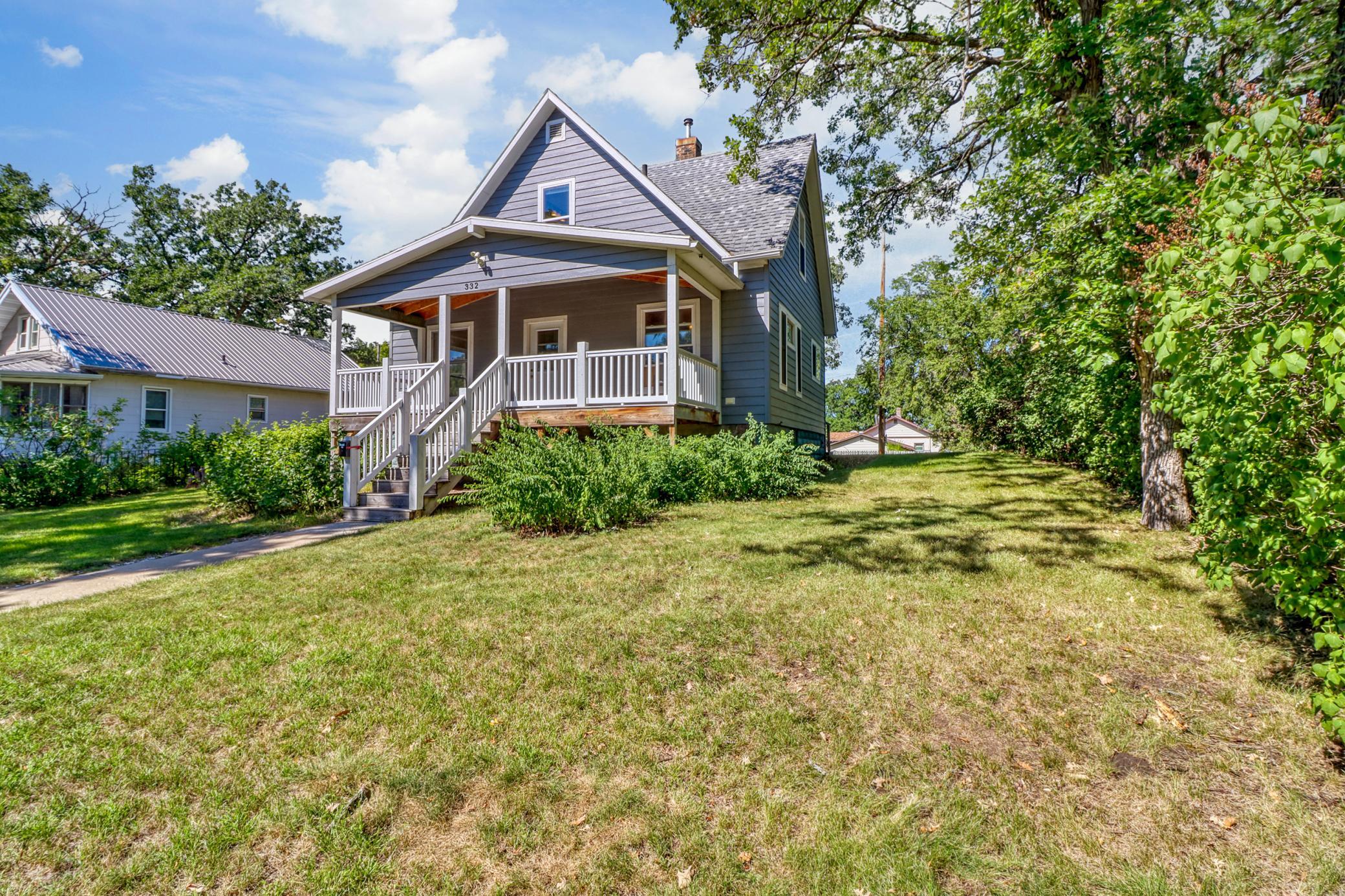 332 Oak Street