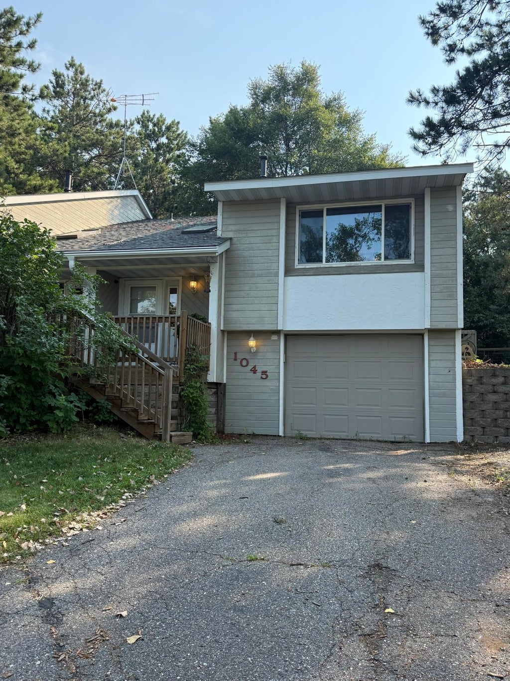 Photo of 1045 Benedict Drive, Sauk Rapids, MN 56379 (MLS # 7120483)