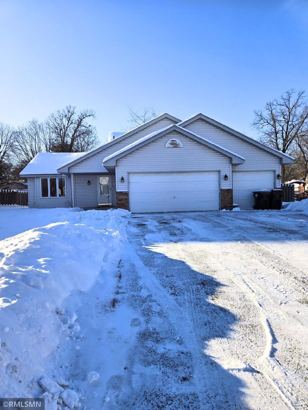 Photo of 23152 Gladiola Street NW, Saint Francis, MN 55070 (MLS # 6826777)