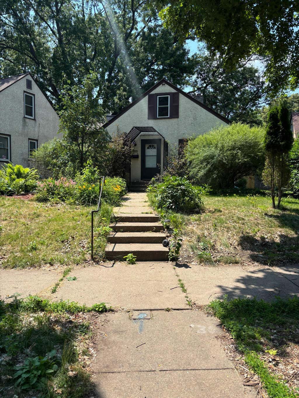 Photo of 5336 Hiawatha Lane, Minneapolis, MN 55417 (MLS # 7092569)
